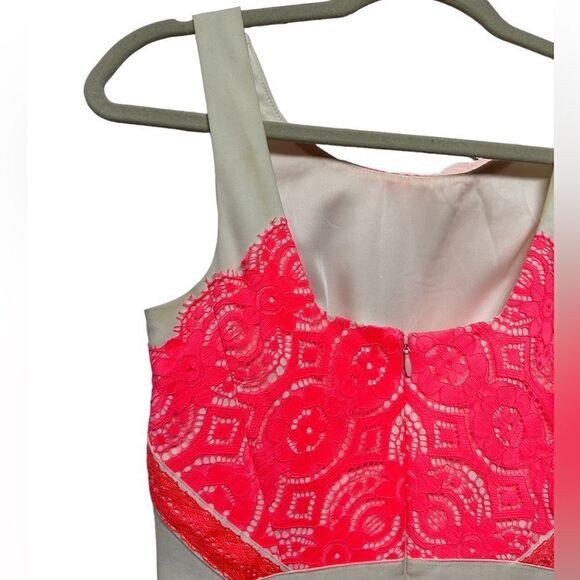 Gianni Bini White Sleeveless Mini Sheath Dress Neon Pink Lace - Picture 7 of 8